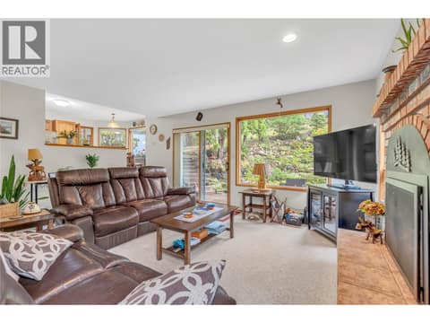 Photo 16 of 128 Ponderosa Place, Wiltse/Valleyview, Penticton