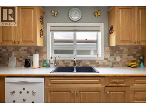 Photo 10 of 6688 Tronson Road Unit# 57, Okanagan Landing, Vernon