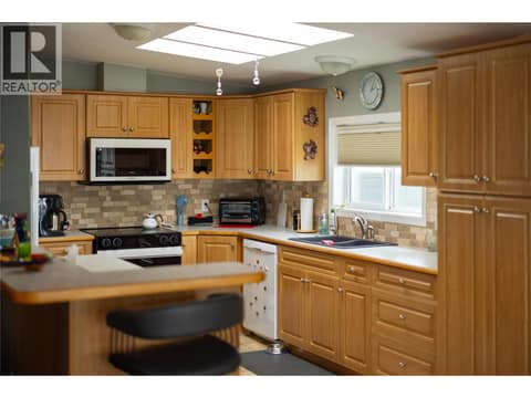 Photo 7 of 6688 Tronson Road Unit# 57, Okanagan Landing, Vernon