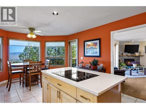 Photo 14 of 199 Coppertree Court, Sahali, Kamloops