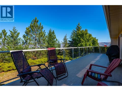 Photo 16 of 199 Coppertree Court, Sahali, Kamloops