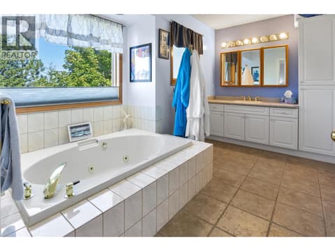 Photo 22 of 199 Coppertree Court, Sahali, Kamloops