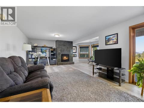 Photo 32 of 199 Coppertree Court, Sahali, Kamloops
