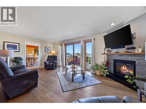 Photo 6 of 199 Coppertree Court, Sahali, Kamloops