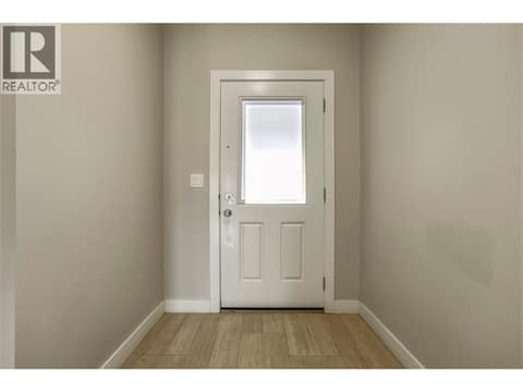 Photo 3 of 4600 Okanagan Avenue Unit# 13, Okanagan Landing, Vernon