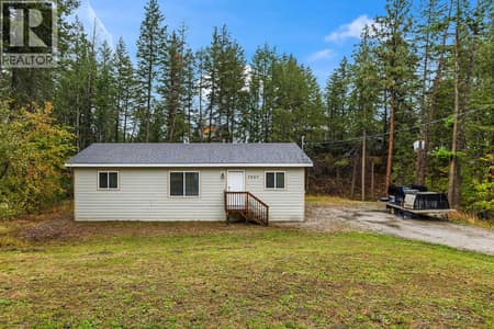 Photo 2 of 7867 Alpine Road, Fintry, Kelowna