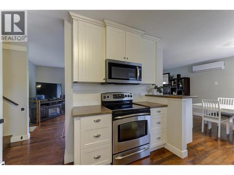 Photo 16 of 1859-1861 Mountain Avenue, Glenmore, Kelowna