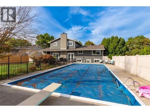 20x40 pool dive depth and with newer liner at 1859-1861 Mountain Avenue, Glenmore, Kelowna