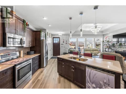 Photo 13 of 962 HOLDEN Road, Columbia/Duncan, Penticton