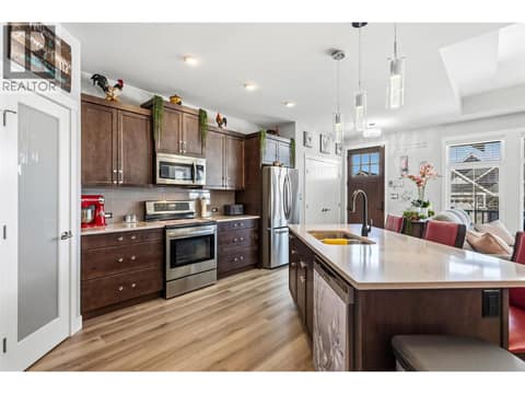 Photo 14 of 962 HOLDEN Road, Columbia/Duncan, Penticton