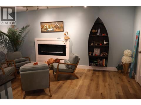 Photo 4 of 15720 Oyama Road, Lake Country East / Oyama