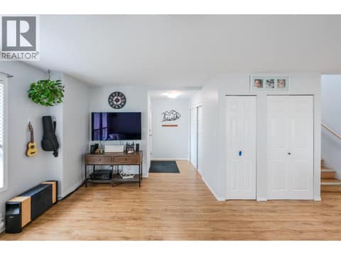 Photo 9 of 381 Rigsby Street Unit# 102, Main North, Penticton