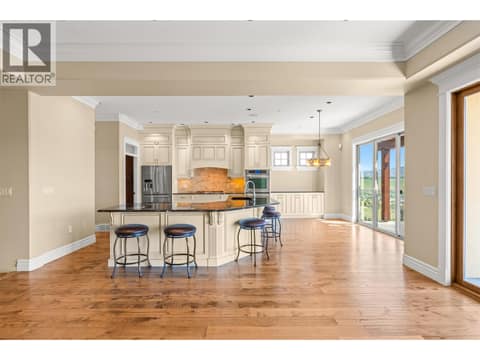 Photo 11 of 108 Vineyard Way, Bella Vista, Vernon