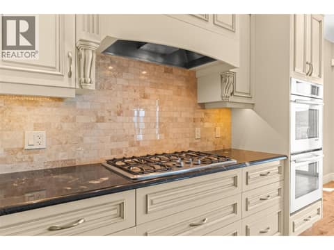 Photo 14 of 108 Vineyard Way, Bella Vista, Vernon