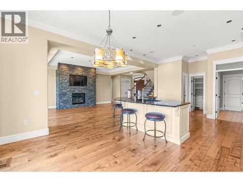 Photo 18 of 108 Vineyard Way, Bella Vista, Vernon