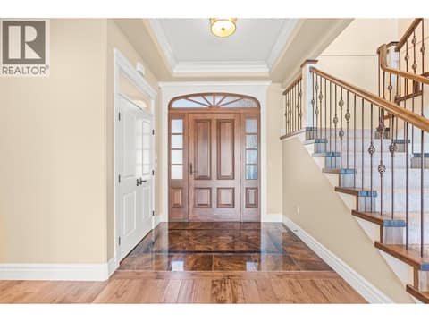 Photo 3 of 108 Vineyard Way, Bella Vista, Vernon