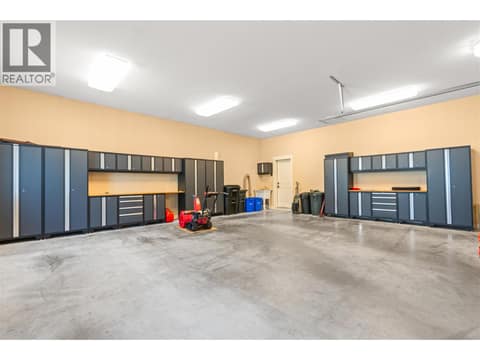 Photo 31 of 108 Vineyard Way, Bella Vista, Vernon