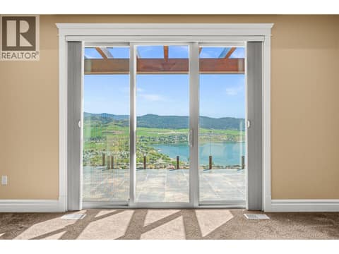 Photo 35 of 108 Vineyard Way, Bella Vista, Vernon