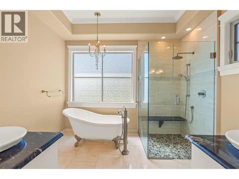 Photo 38 of 108 Vineyard Way, Bella Vista, Vernon