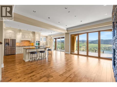 Photo 6 of 108 Vineyard Way, Bella Vista, Vernon
