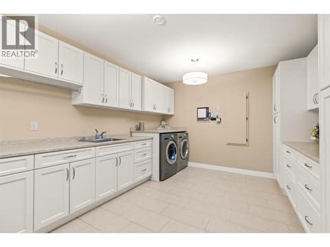 Photo 64 of 108 Vineyard Way, Bella Vista, Vernon