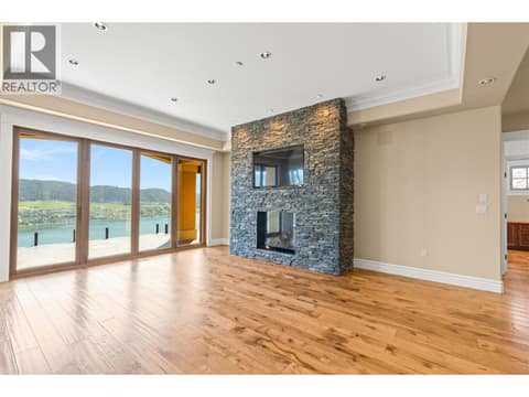 Photo 7 of 108 Vineyard Way, Bella Vista, Vernon