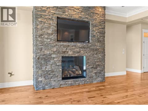 Photo 9 of 108 Vineyard Way, Bella Vista, Vernon