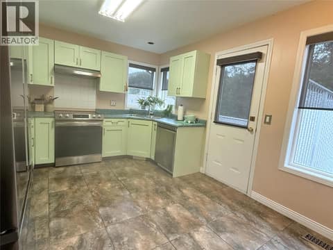 Photo 11 of 154 Ritchie Court, North Glenmore, Kelowna