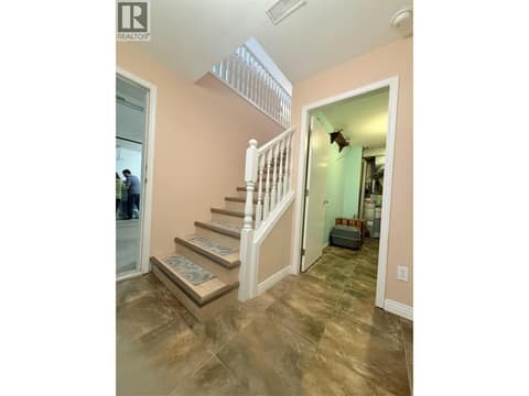 Photo 14 of 154 Ritchie Court, North Glenmore, Kelowna