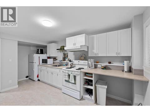 Photo 28 of 2684 Alhambra Drive, Lakeview Heights, West Kelowna