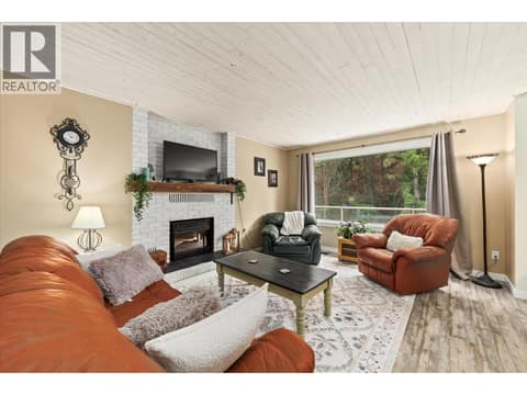 Photo 5 of 2684 Alhambra Drive, Lakeview Heights, West Kelowna