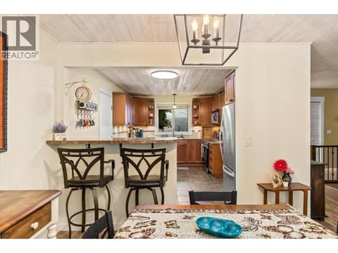 Photo 8 of 2684 Alhambra Drive, Lakeview Heights, West Kelowna