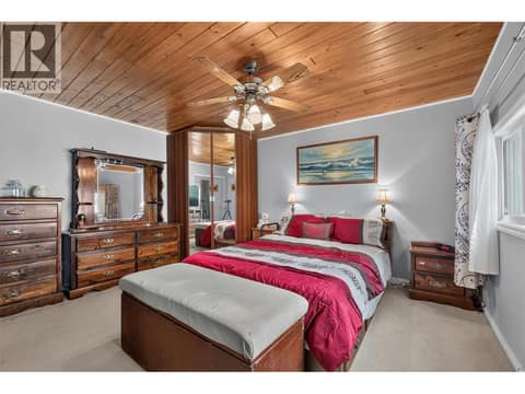 Photo 12 of 8008 Victoria Road, Main Town, Summerland