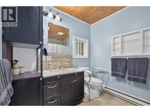 Photo 13 of 8008 Victoria Road, Main Town, Summerland