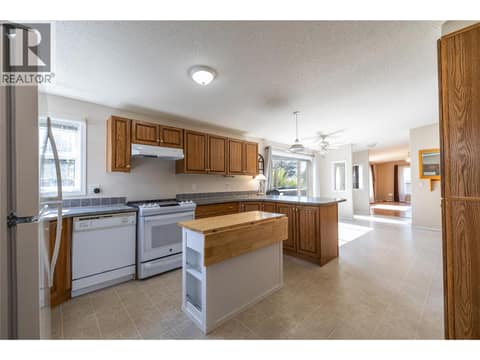 Photo 26 of 2401 ORD Road Unit# 30, Brocklehurst, Kamloops