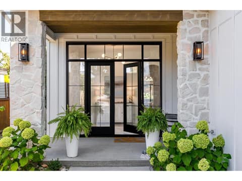 Photo 5 of 2053 Long Street, Kelowna South