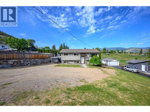 Photo 3 of 6485 Cardinal Road, Swan Lake West, Vernon