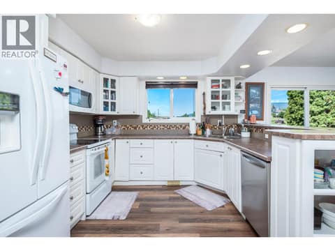 Photo 5 of 6485 Cardinal Road, Swan Lake West, Vernon