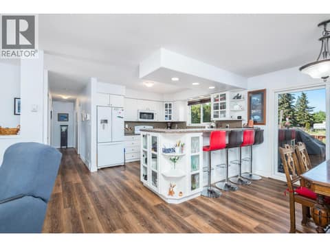 Photo 8 of 6485 Cardinal Road, Swan Lake West, Vernon