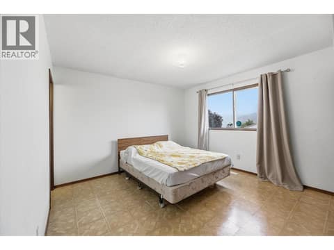 Photo 11 of 3605 15 Avenue, Mission Hill, Vernon