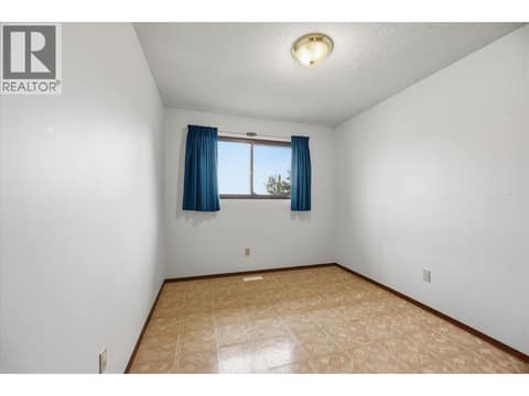 Photo 14 of 3605 15 Avenue, Mission Hill, Vernon