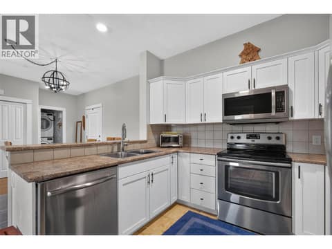 Photo 4 of 2551 Shoreline Drive Unit# 208, Lake Country North West