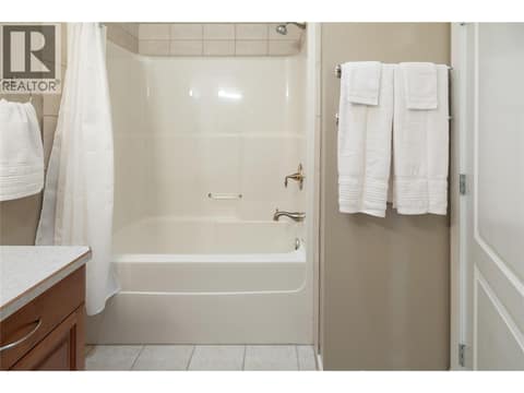 Photo 15 of 307 Whitman Road Unit# 406, North Glenmore, Kelowna