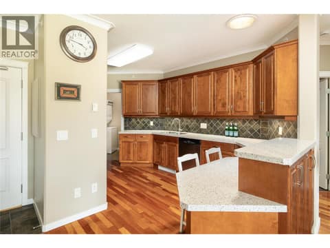 Photo 9 of 307 Whitman Road Unit# 406, North Glenmore, Kelowna