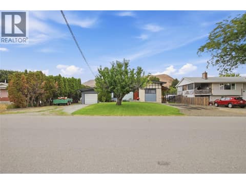 Photo 11 of 2306 Greenfield Avenue, Brocklehurst, Kamloops