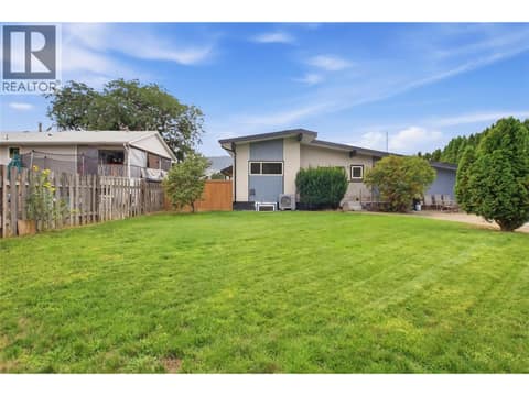 Photo 9 of 2306 Greenfield Avenue, Brocklehurst, Kamloops