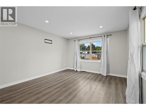 Photo 7 of 2065 Boucherie Road Unit# 41, Westbank Centre, West Kelowna