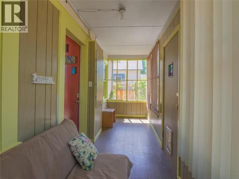 Photo 7 of 574 Van Horne Street, Main North, Penticton