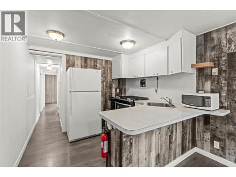 Photo 14 of 1879 Faulkner Avenue Unit# 4, Lumby Valley