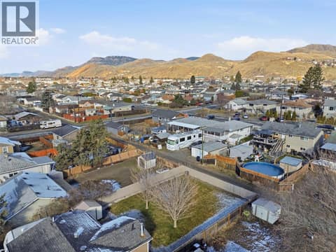 Photo 31 of 922 Westminster Avenue, North Kamloops